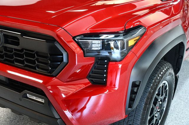 2025 Toyota Tacoma 4WD TRD Off Road Hybrid Double Cab 5' Bed Automatic - 23065214 - 12