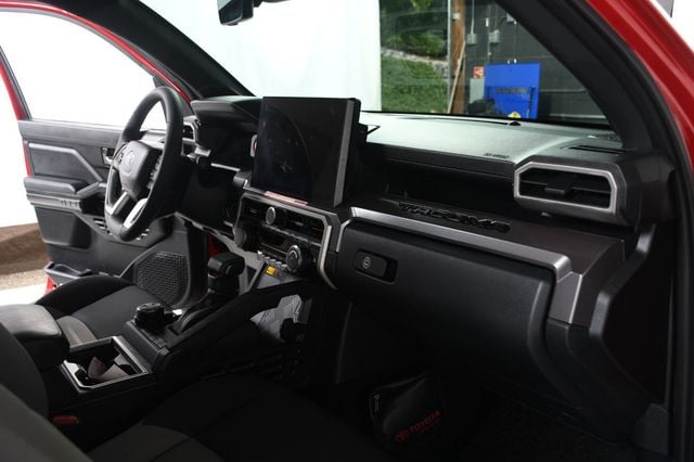2025 Toyota Tacoma 4WD TRD Off Road Hybrid Double Cab 5' Bed Automatic - 23065214 - 40
