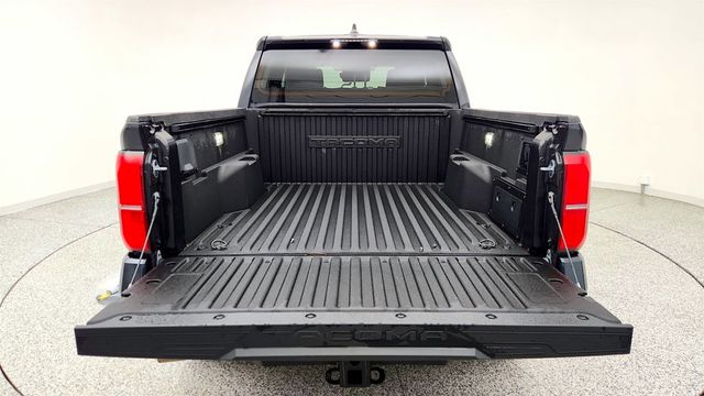 2025 Toyota Tacoma 4WD TRD Off Road Hybrid Double Cab 5' Bed Automatic w/ 14'' Display - 23018408 - 19