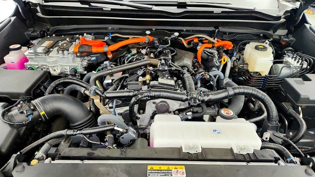 2025 Toyota Tacoma 4WD TRD Off Road Hybrid Double Cab 5' Bed Automatic w/ 14'' Display - 23018408 - 24