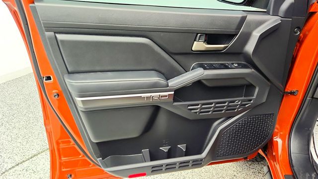 2025 Toyota Tacoma 4WD TRD Off Road Hybrid Double Cab 5' Bed Automatic w/ Better Tires - 22974283 - 9