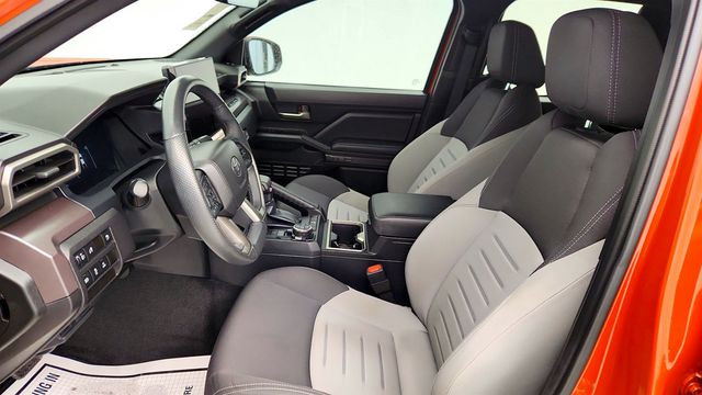 2025 Toyota Tacoma 4WD TRD Off Road Hybrid Double Cab 5' Bed Automatic w/ Better Tires - 22974283 - 18