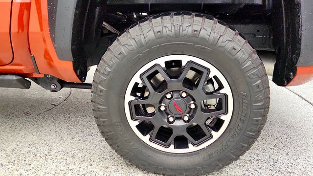 2025 Toyota Tacoma 4WD TRD Off Road Hybrid Double Cab 5' Bed Automatic w/ Better Tires - 22974283 - 8