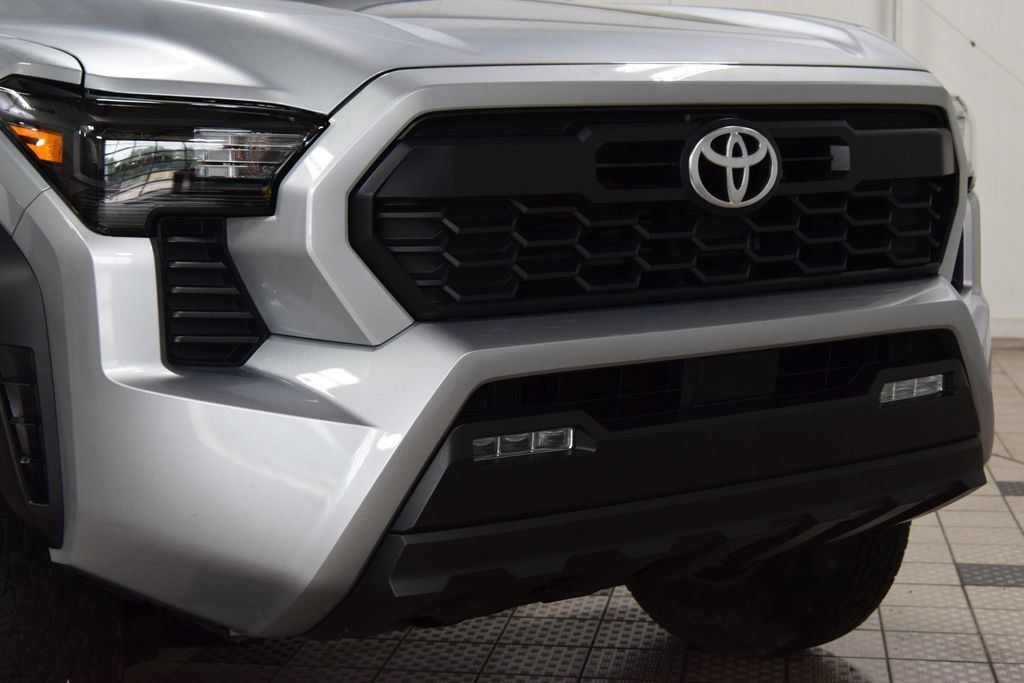 2025 Toyota Tacoma 4WD TRD Off Road Lifted - 23041647 - 10