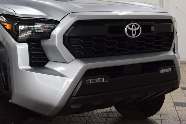2025 Toyota Tacoma 4WD TRD Off Road Lifted - 23041647 - 10