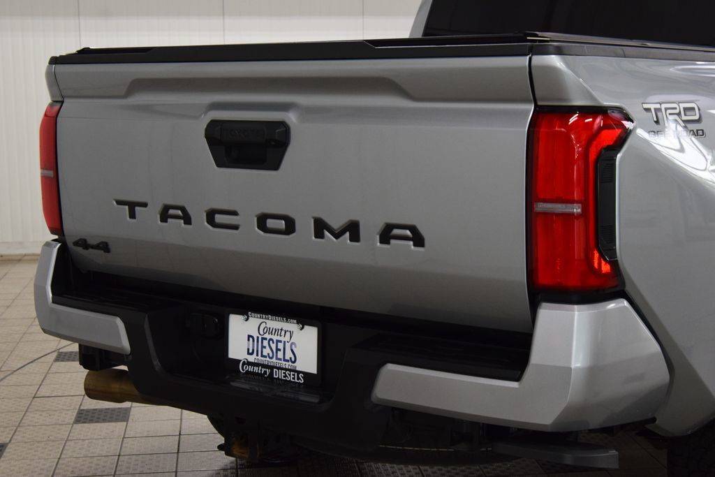 2025 Toyota Tacoma 4WD TRD Off Road Lifted - 23041647 - 16