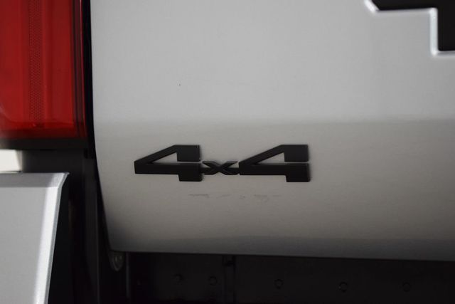2025 Toyota Tacoma 4WD TRD Off Road Lifted - 23041647 - 17