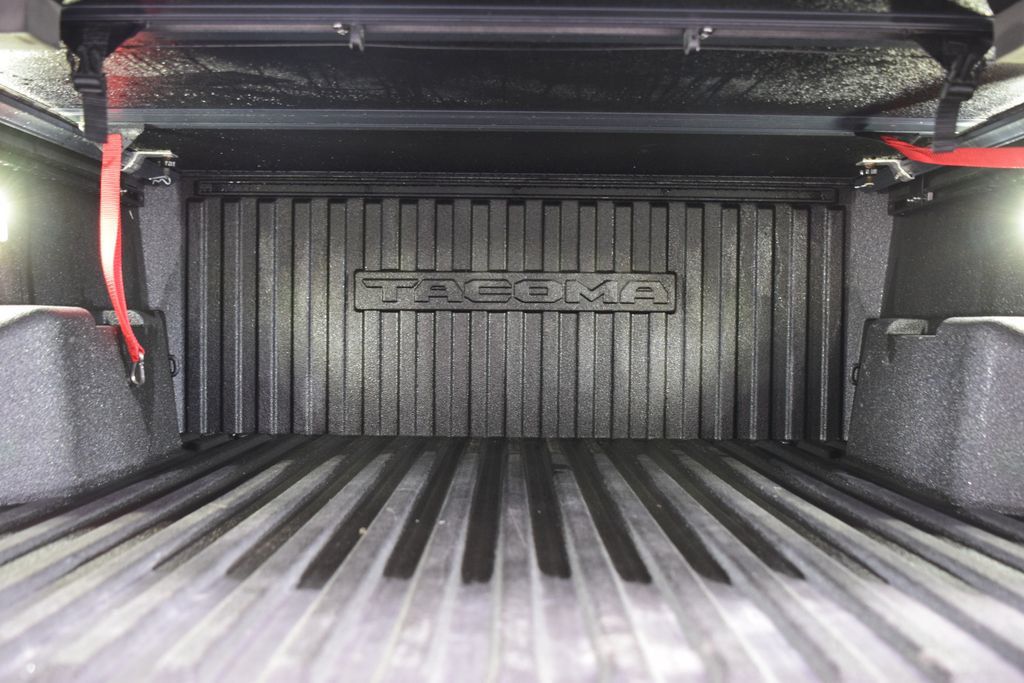 2025 Toyota Tacoma 4WD TRD Off Road Lifted - 23041647 - 18