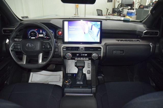 2025 Toyota Tacoma 4WD TRD Off Road Lifted - 23041647 - 25