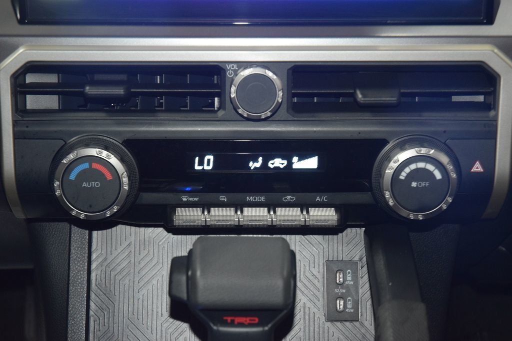 2025 Toyota Tacoma 4WD TRD Off Road Lifted - 23041647 - 27