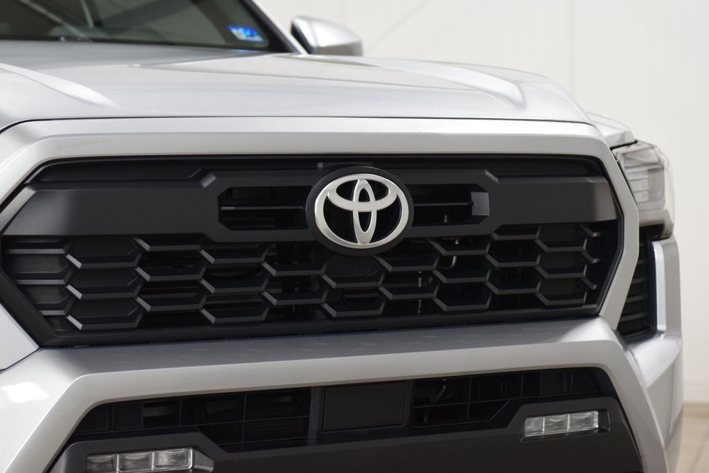 2025 Toyota Tacoma 4WD TRD Off Road Lifted - 23041647 - 8