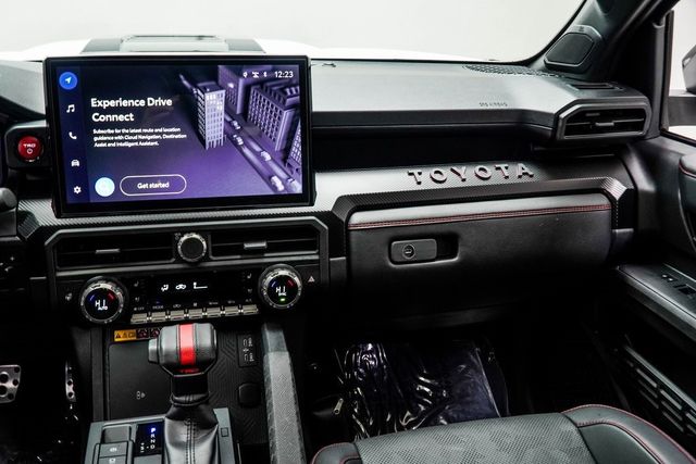 2025 Toyota Tacoma 4WD TRD Pro Hybrid Double Cab 5' Bed Automatic - 22955764 - 16