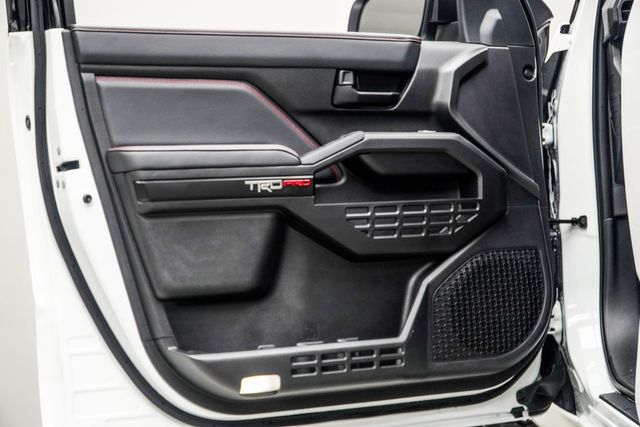 2025 Toyota Tacoma 4WD TRD Pro Hybrid Double Cab 5' Bed Automatic - 22955764 - 37