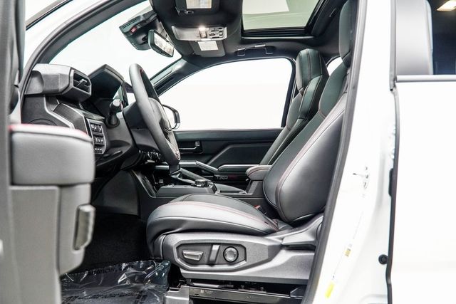 2025 Toyota Tacoma 4WD TRD Pro Hybrid Double Cab 5' Bed Automatic - 22964250 - 41