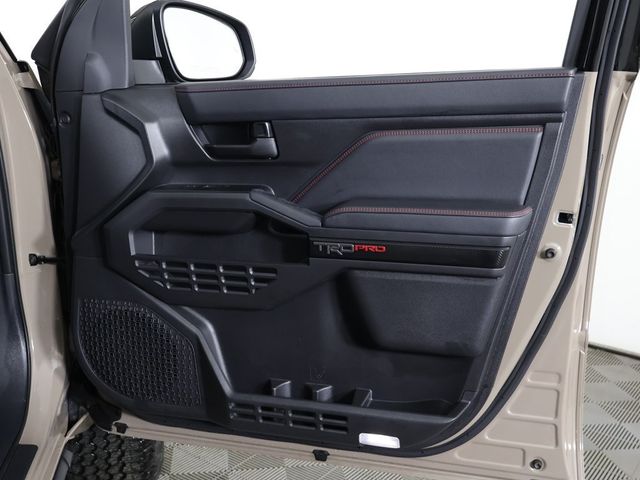 2025 Toyota Tacoma 4WD TRD Pro Hybrid Double Cab 5' Bed Automatic - 22972509 - 26