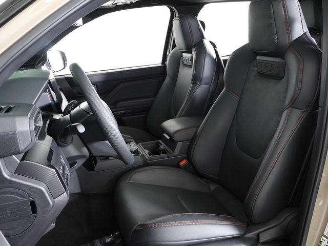 2025 Toyota Tacoma 4WD TRD Pro Hybrid Double Cab 5' Bed Automatic - 22972509 - 32