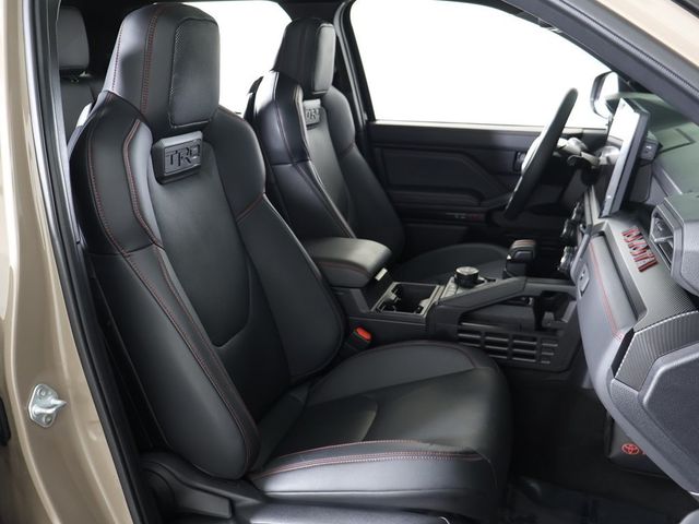 2025 Toyota Tacoma 4WD TRD Pro Hybrid Double Cab 5' Bed Automatic - 22972509 - 33