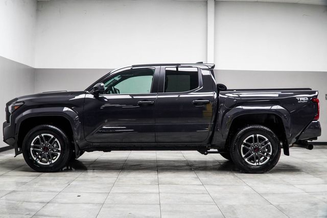 2025 Toyota Tacoma 4WD TRD Sport Double Cab 5' Bed MT - 22999804 - 8