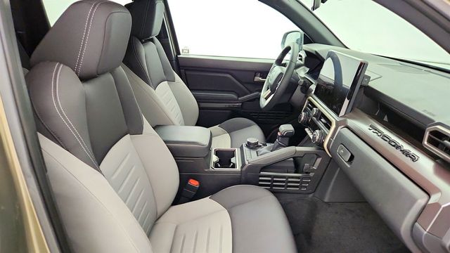 2025 Toyota Tacoma 4WD TRD Sport Double Cab Automatic with Audio Upgrade & Heated Seats - 22958770 - 20