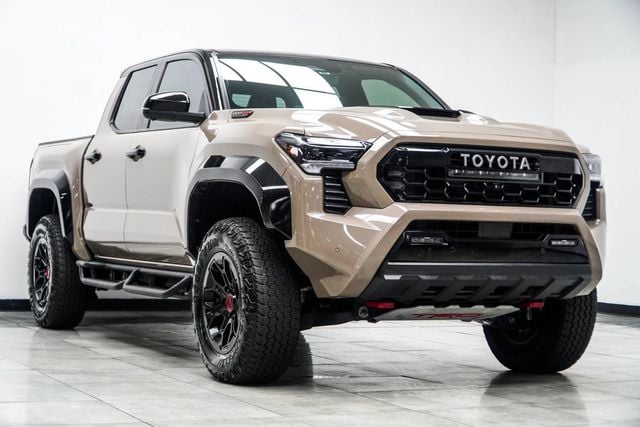 2025 Toyota Tacoma 4WD TRD Sport Hybrid Double Cab 5' Bed Automatic - 23028092 - 3