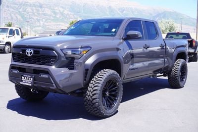 2025 Toyota Tacoma 4WD