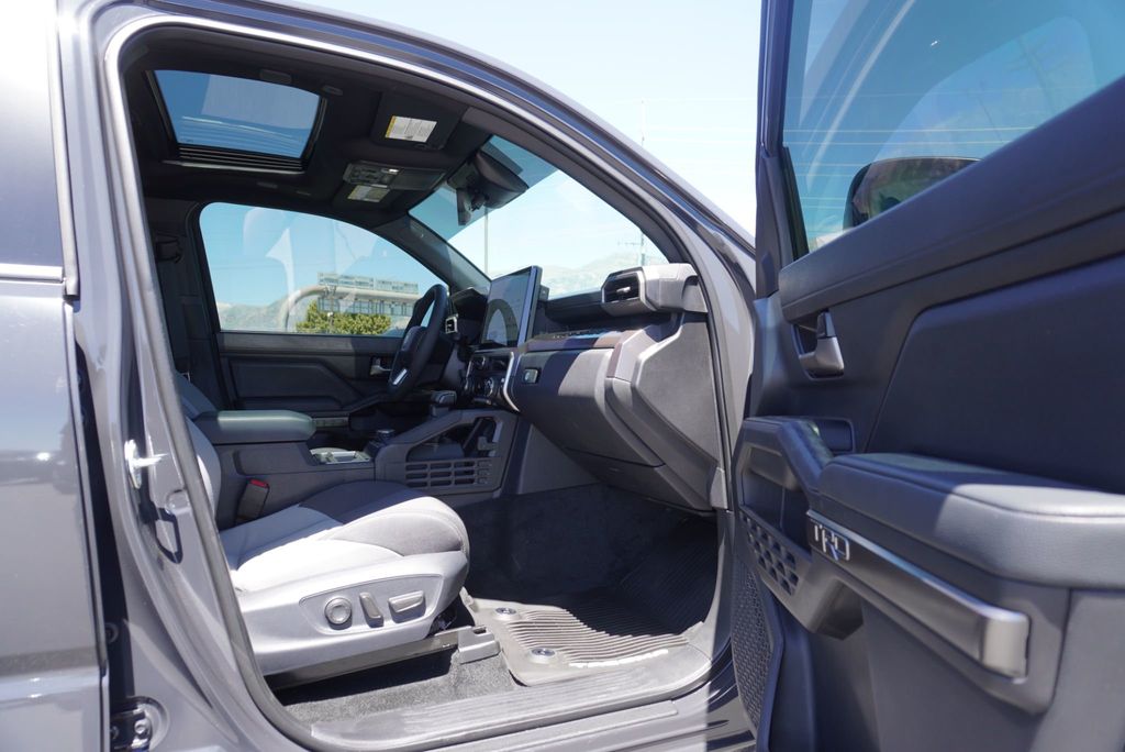 2025 Toyota Tacoma 4WD TRD TACOMA - 23039675 - 21
