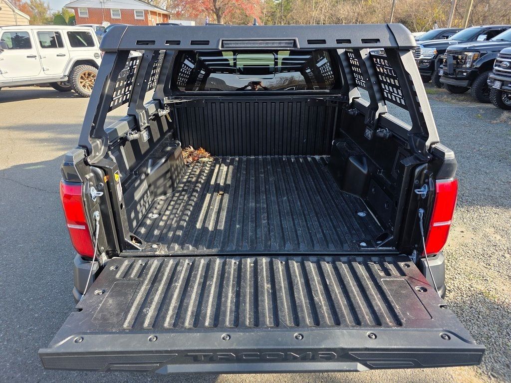 2025 Toyota Tacoma Hybrid Trailhunter - 22941596 - 11