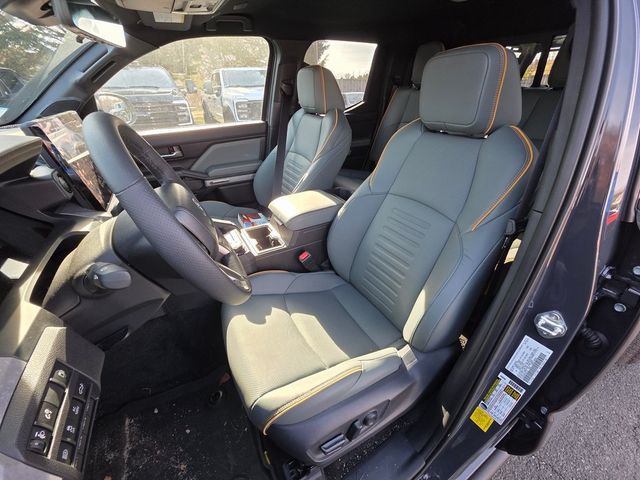 2025 Toyota Tacoma Hybrid Trailhunter - 22941596 - 23