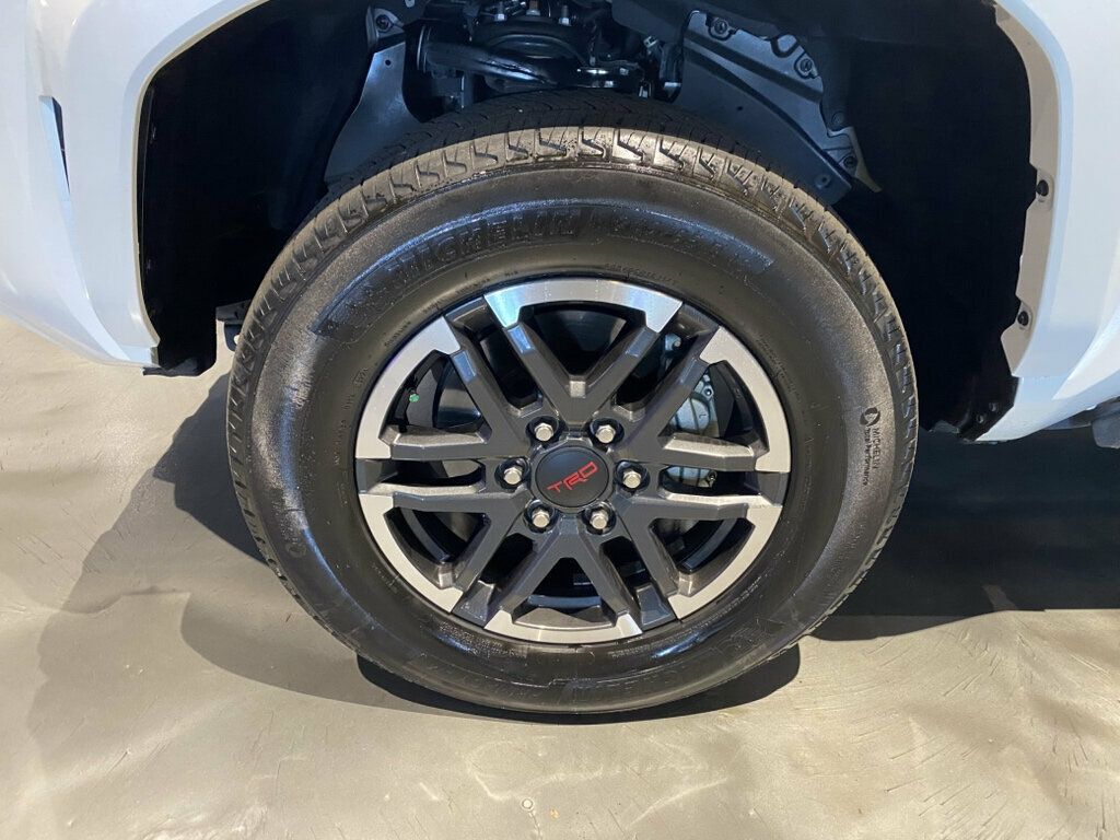 2025 Toyota Tacoma i-FORCE MAX Double Cab LocalTrade/TRDSport/Hybrid/TRDSportPremiumPkg/TonneauCover - 23095045 - 9