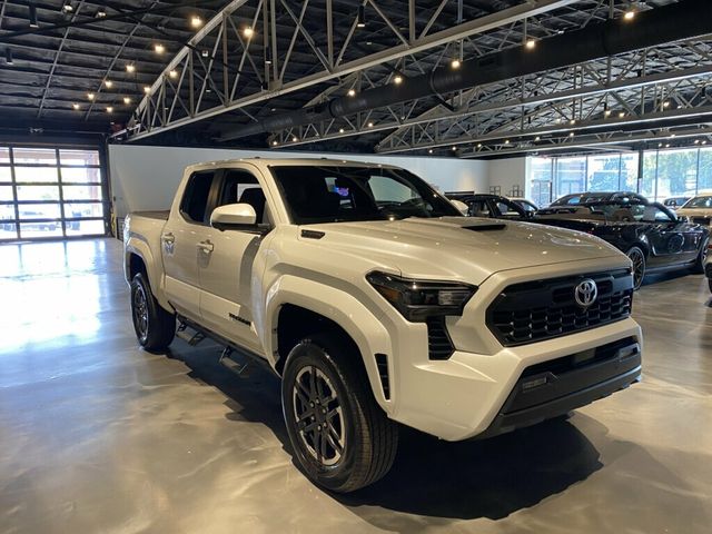 2025 Toyota Tacoma i-FORCE MAX Double Cab LocalTrade/TRDSport/Hybrid/TRDSportPremiumPkg/TonneauCover - 23095045 - 6