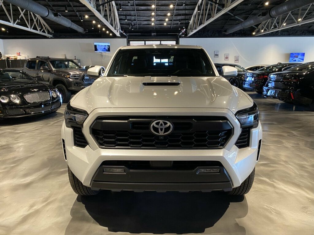 2025 Toyota Tacoma i-FORCE MAX Double Cab LocalTrade/TRDSport/Hybrid/TRDSportPremiumPkg/TonneauCover - 23095045 - 7