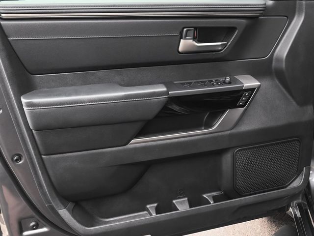 2025 Toyota Tundra Limited - 22870644 - 10