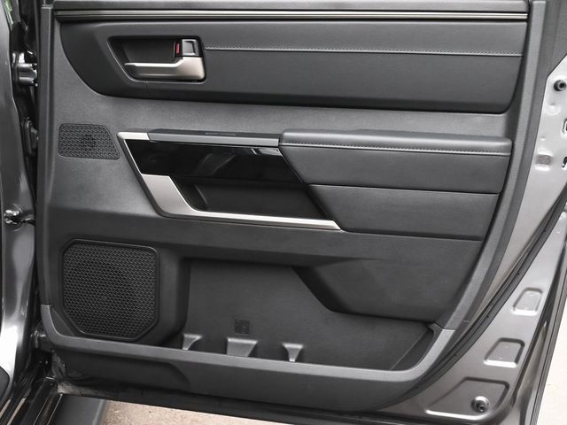 2025 Toyota Tundra Limited - 22870644 - 13