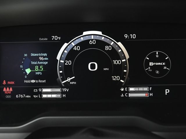 2025 Toyota Tundra Limited - 22870644 - 17