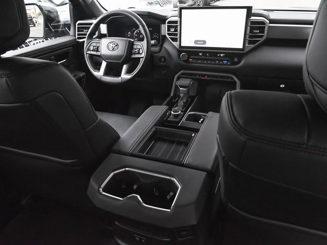 2025 Toyota Tundra Limited - 22870644 - 34