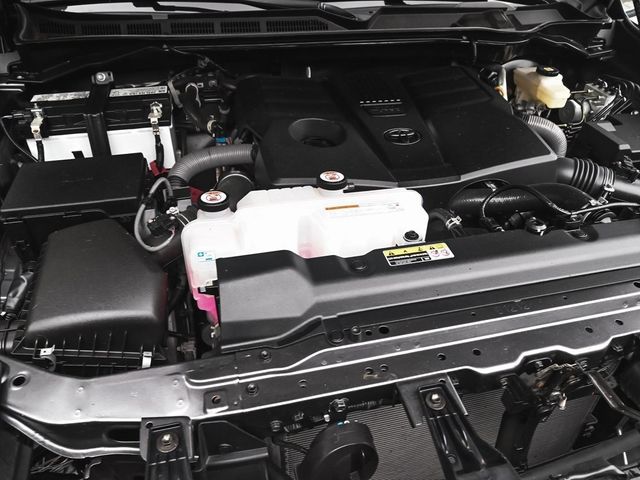 2025 Toyota Tundra Limited - 22870644 - 37