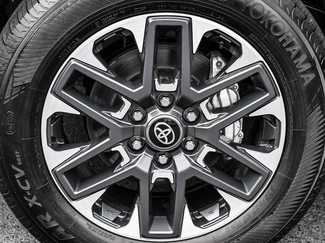 2025 Toyota Tundra Limited - 22870644 - 6