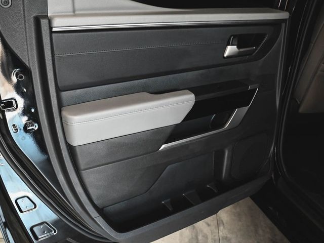 2025 Toyota Tundra Limited - 23029622 - 10