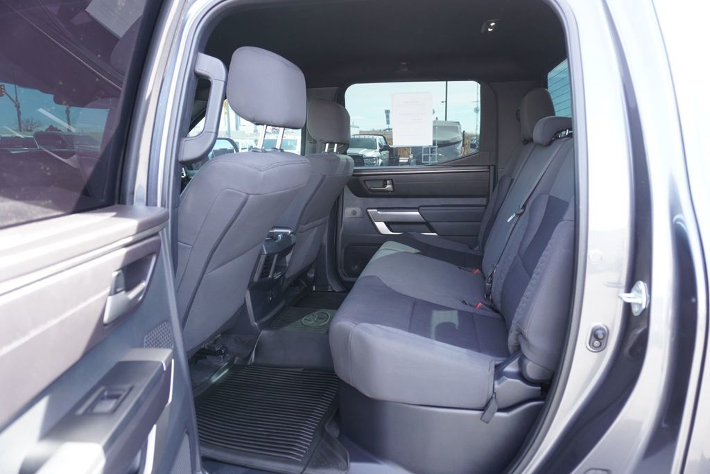2025 Toyota Tundra SR5 - 22999133 - 18