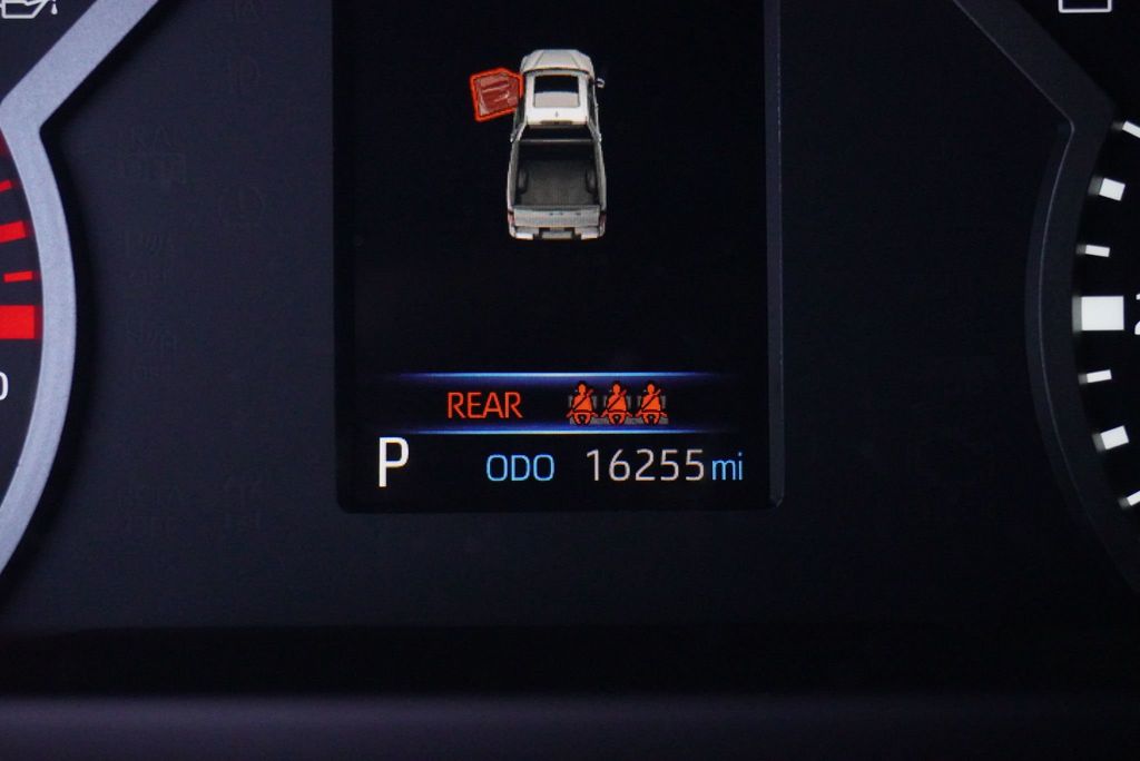 2025 Toyota Tundra SR5 - 22999133 - 26
