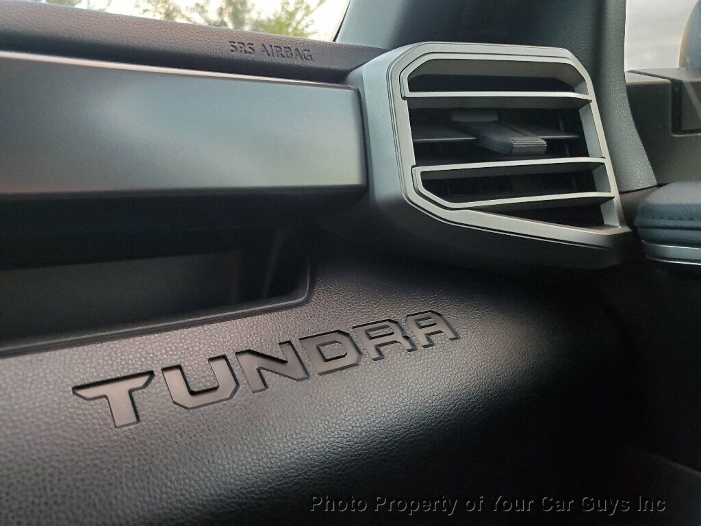 2025 Toyota Tundra SR5 CrewMax photo 15