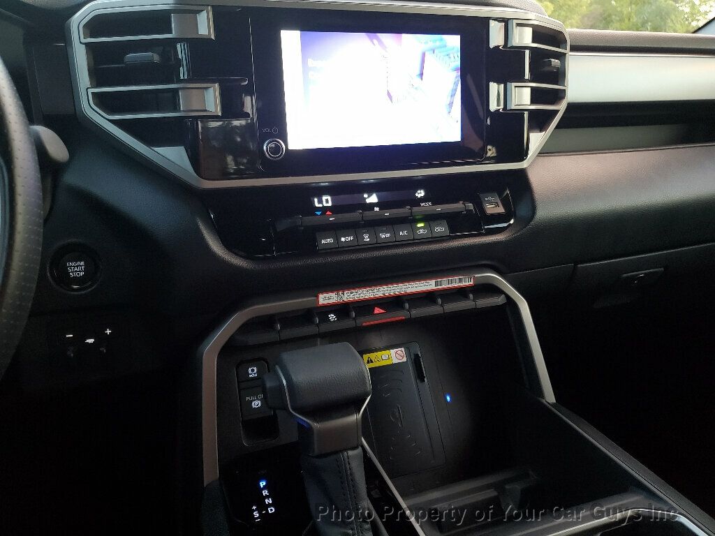 2025 Toyota Tundra SR5 CrewMax photo 19