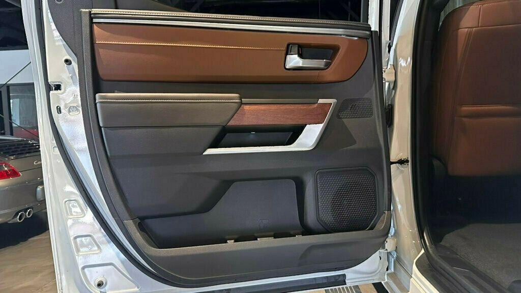 2025 Toyota Tundra 4WD 1794Edition/Hybrid/TonneauCover/PwrRunningBoards/Navigation - 23055693 - 17