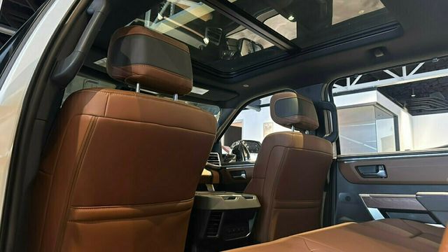 2025 Toyota Tundra 4WD 1794Edition/Hybrid/TonneauCover/PwrRunningBoards/Navigation - 23055693 - 19