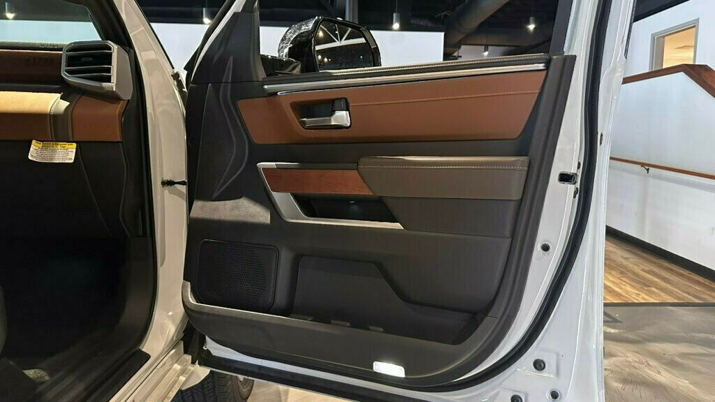 2025 Toyota Tundra 4WD 1794Edition/Hybrid/TonneauCover/PwrRunningBoards/Navigation - 23055693 - 20