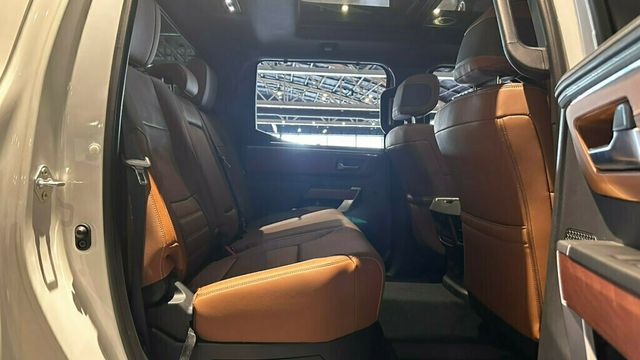 2025 Toyota Tundra 4WD 1794Edition/Hybrid/TonneauCover/PwrRunningBoards/Navigation - 23055693 - 23