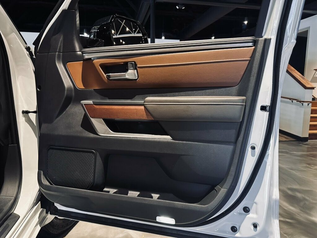 2025 Toyota Tundra 4WD 1794Edition/Hybrid/TonneauCover/PwrRunningBoards/Navigation - 23055693 - 25