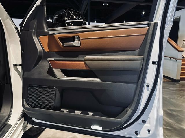 2025 Toyota Tundra 4WD 1794Edition/Hybrid/TonneauCover/PwrRunningBoards/Navigation - 23055693 - 25