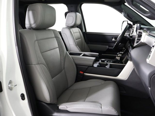 2025 Toyota Tundra 4WD Limited CrewMax 5.5' Bed - 23024227 - 32