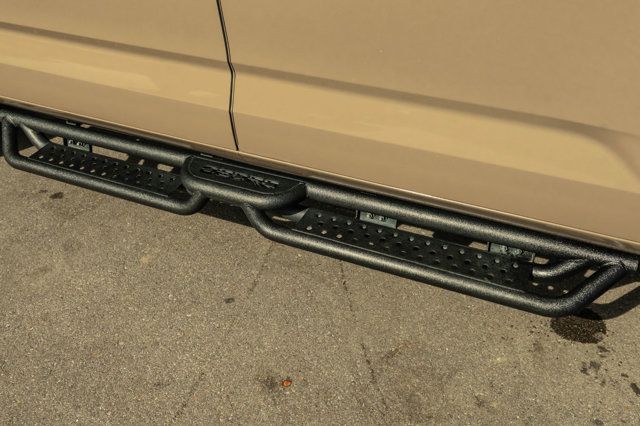 2025 Toyota Tundra 4WD LocalTrade/TRD-Pro-PanoramicSunroof/DynamicRadarCruiseControl - 23101440 - 10
